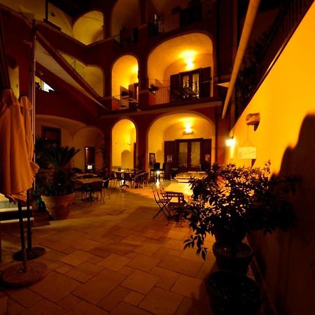 San Leucio Manouche Osteria B&B المظهر الخارجي الصورة