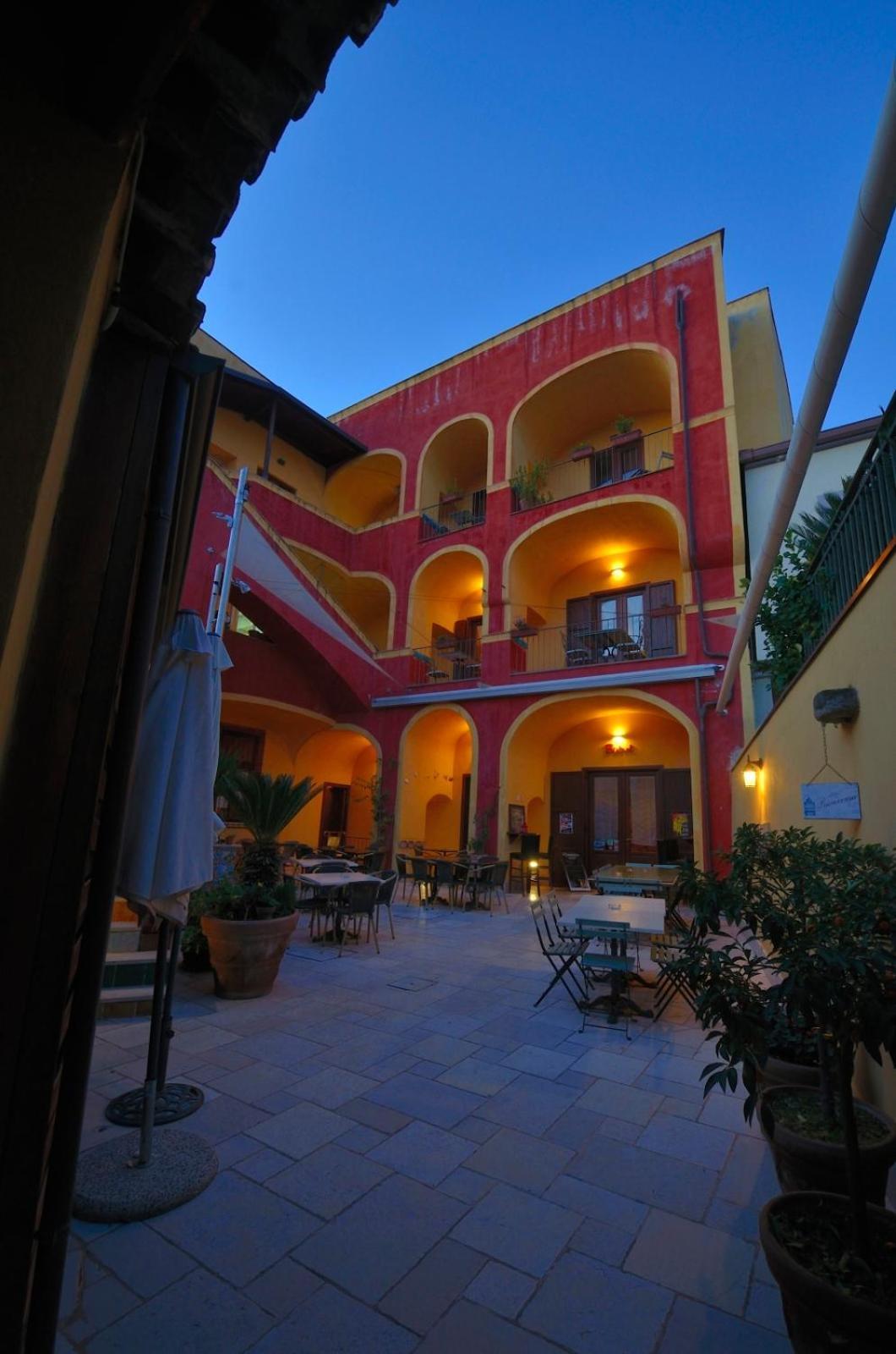 Manouche Affittacamere Osteria كازيرتا المظهر الخارجي الصورة